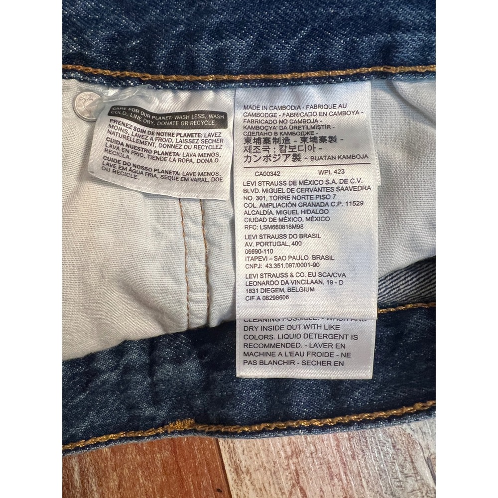 Levis 501 Original Distressed Denim Cut Off Shorts Medium Wash Blue W31 - Picture 11 of 11